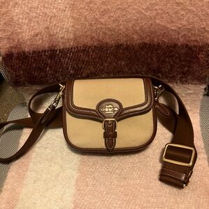 Coach Outlet Crossbody Mini Purse